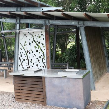 Kahana Park Barbecue and Sheltered Picnic Tables