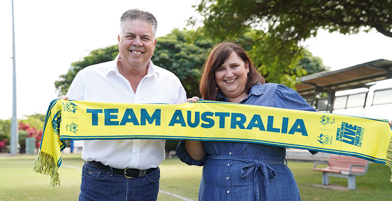 Councillor Vera Dirou and Member for Thuringowa, Aaron Harper MP getting ready to cheer on the Aussies ahead of this weekend’s Riverway LIVE site.