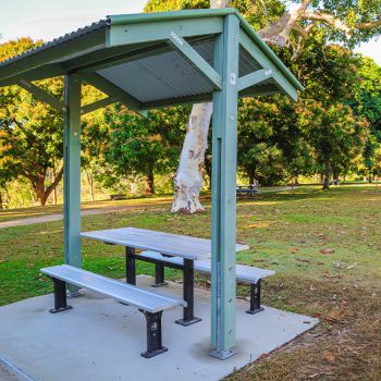 Bluewater Park Picnic Table