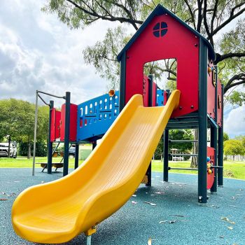 Crestbrook Park Playground