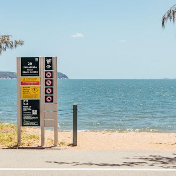 Walter Nisbet Park Beach Access