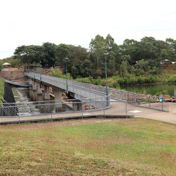 Weir Park Bridge