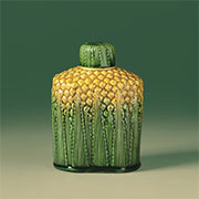 Tea canister and cover moulded to resemble a pineapple