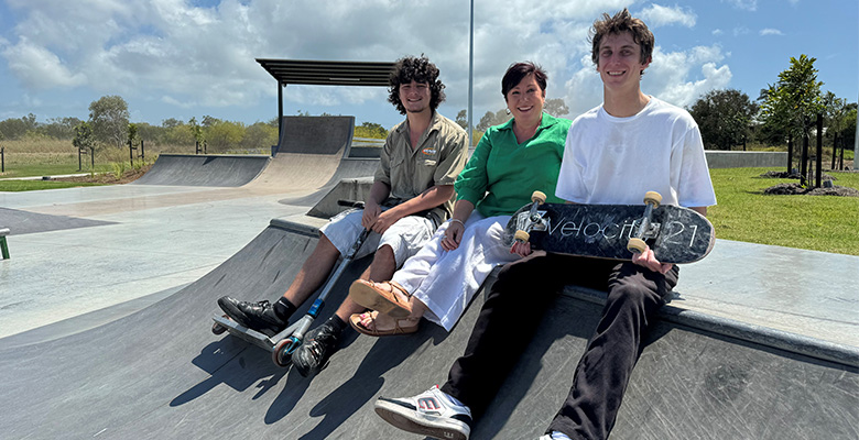 Sk8ers drop-in on new skatepark